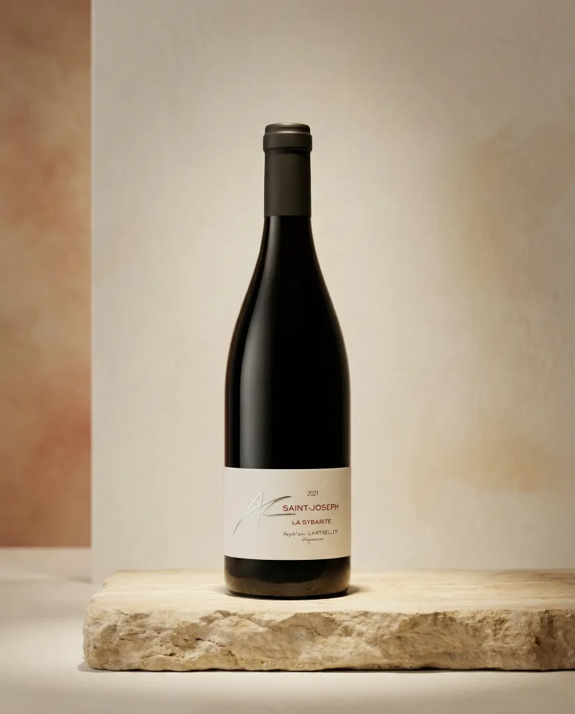 St Joseph Sybarite - Bottle Shoot.webp